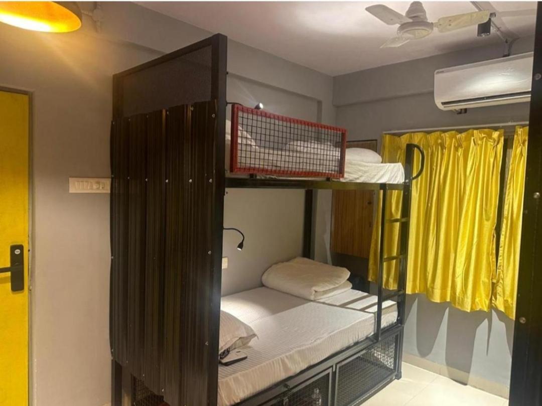 Travotale Hostel And Cowork Koregaonpark Pune Exterior foto